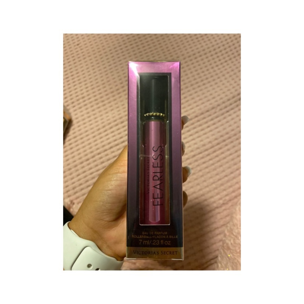 🦋 ~ Victoria's Secret Fearless rollerball